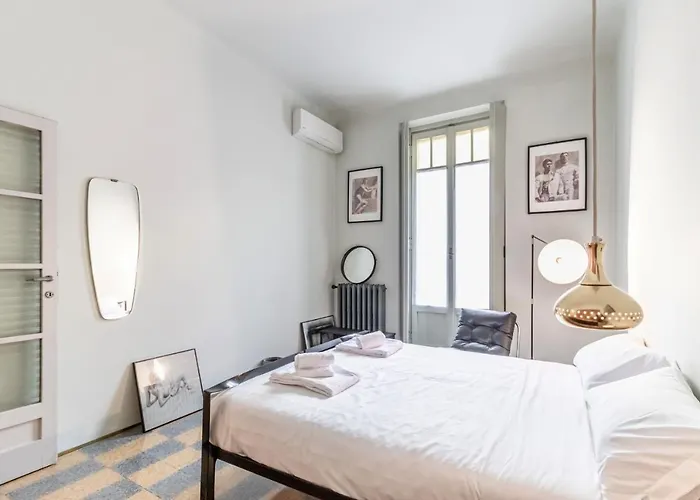 Easylife - Sofisticato Bilocale Zona Navigli Milano